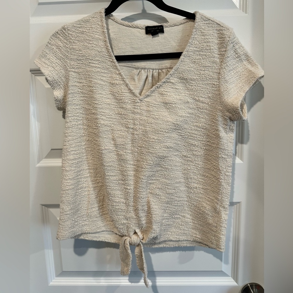 Current Air Los Angeles Women’s XS Textured Tie-Front Top  - EUC